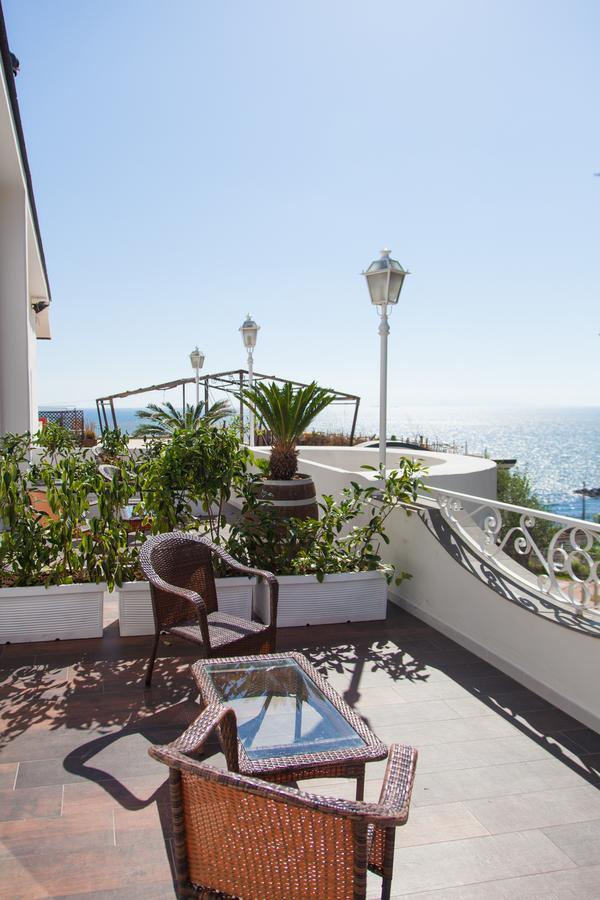 Casa Restino Bed & Breakfast Torre del Greco Exterior foto